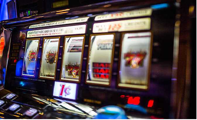 Buffalo slot game symbols including buffalo, wolves, eagles, and gold coins representing the popular casino game.